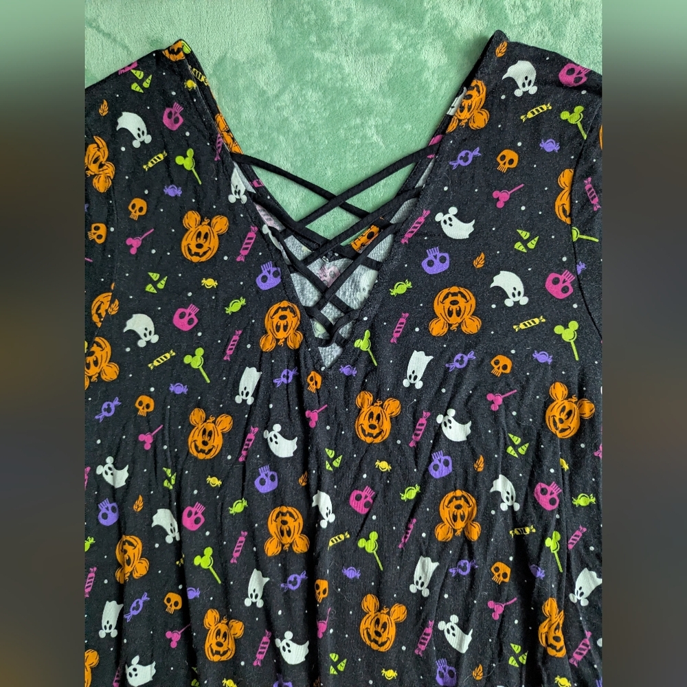 Cute Mouse and Candy Halloween Themed Black Top 1X - Picture 4 of 5